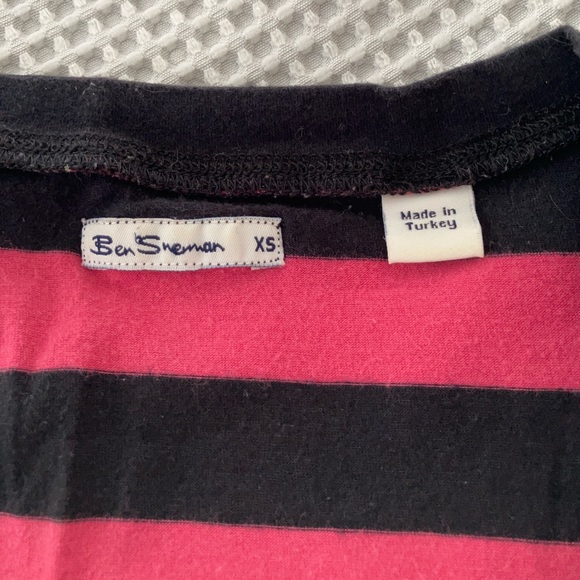 Ben Sherman v-neck tee - Picture 4 of 6